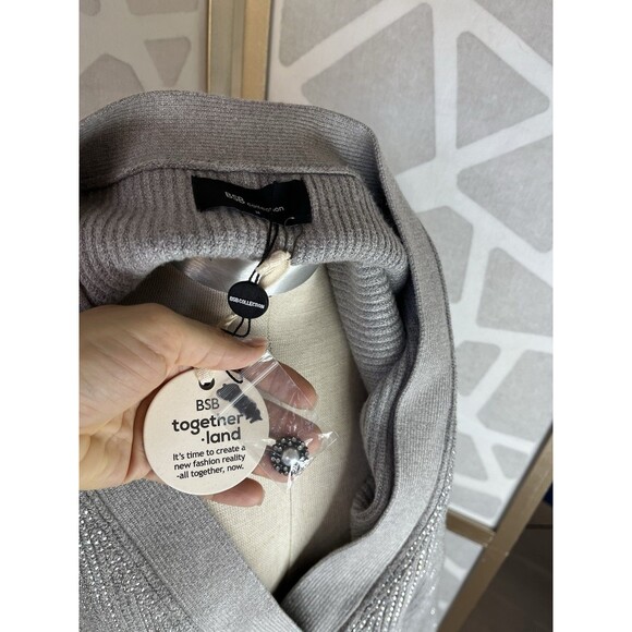 New BSB Women Knit Holiday Occasions Cardigan Buttons Grey Melange Sz M Sweater - Picture 13 of 15